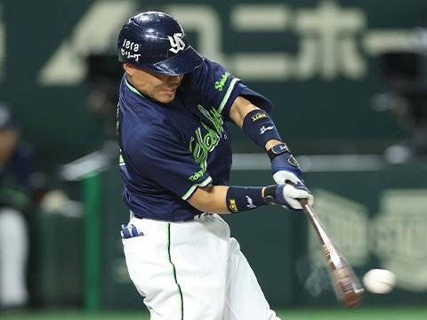 中村選手が同点タイムリー