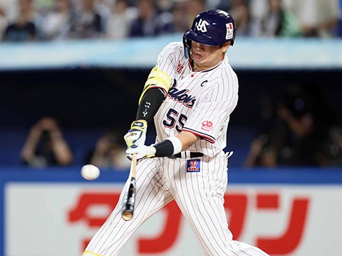 村上選手が4試合ぶりの19号2ラン