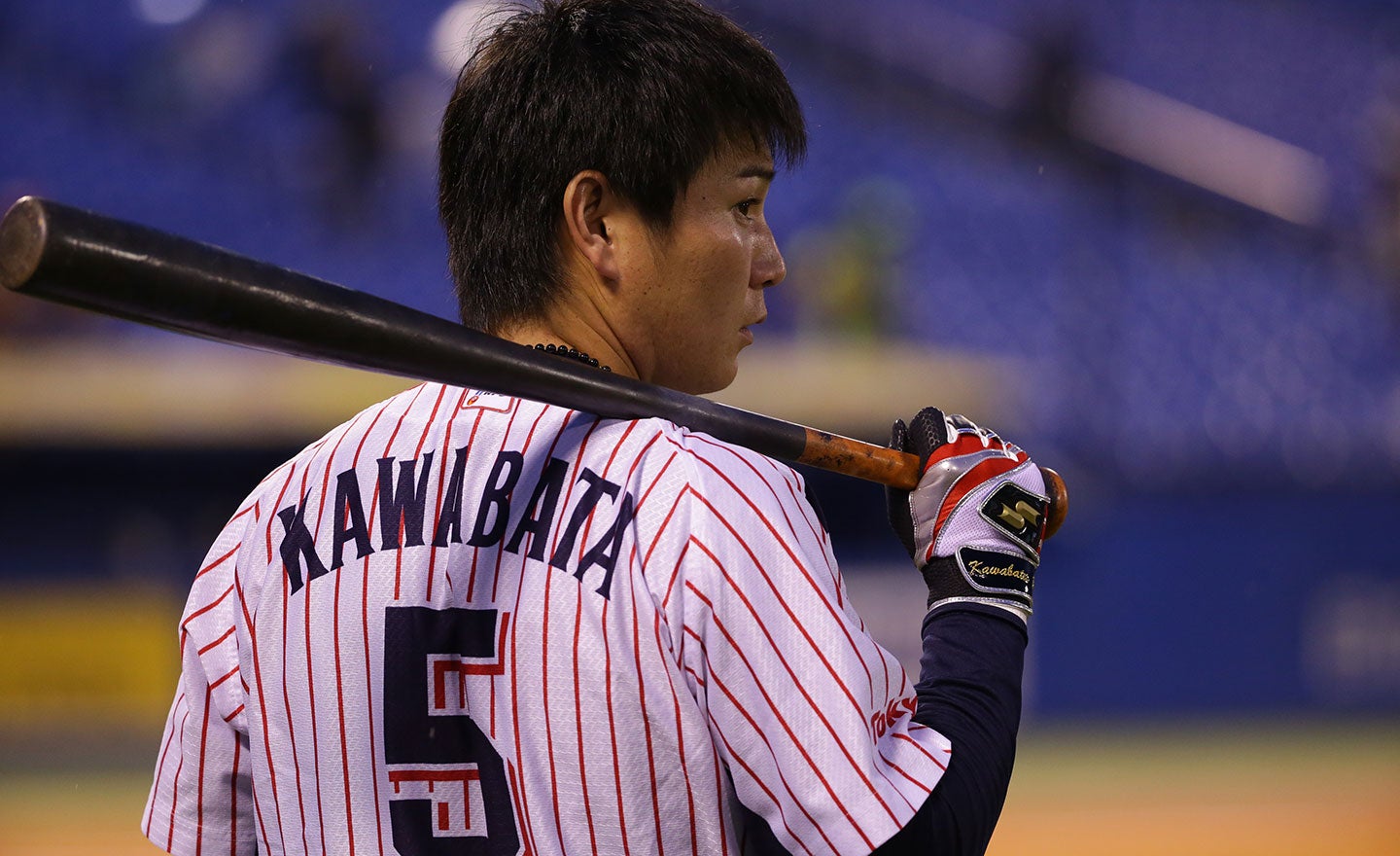 川端慎吾コーチの引退試合について | ニュース | 東京ヤクルトスワローズ