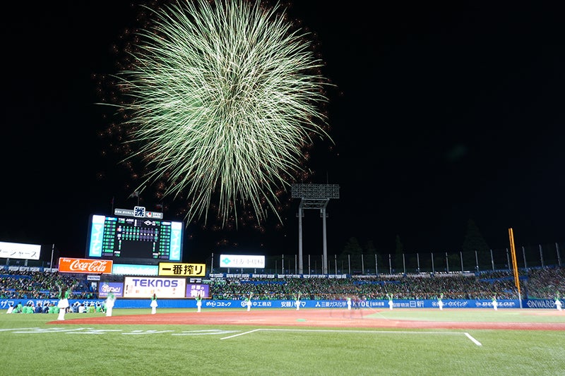7月20日（月）～8月27日（木）の神宮開催18試合で花火の打ち上げ