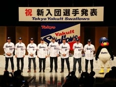 昨年の新入団発表会の様子