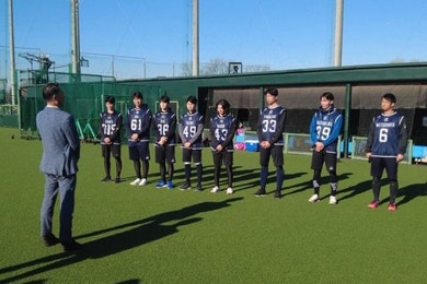 新人合同自主トレがスタート！ 「焦らず、慌てず、明るく元気に笑顔で」（池山監督）