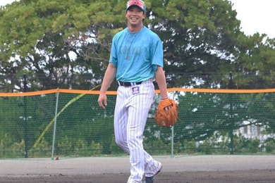 【キャンプレポート】春季キャンプ第2クール5日目 山田選手が三塁で特守、池山監督・長岡選手・荘司投手によるサイン会も開催