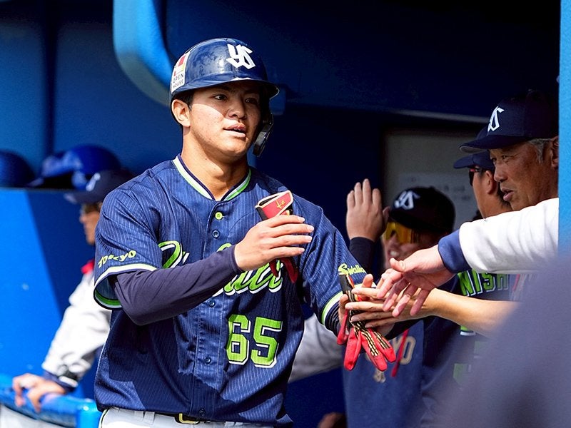 キャンプレポート】横浜DeNAと練習試合 池山監督「ポジション争いは