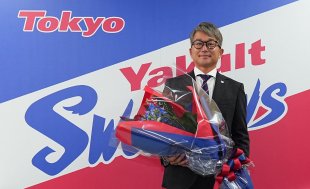 石川雅規投手が引退会見