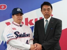 矢崎拓也投手が入団会見を行いました！