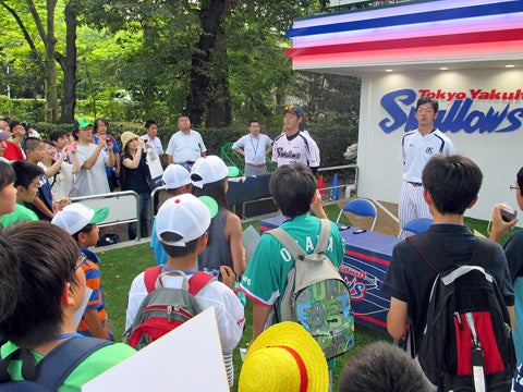 キッズ会員様にサイン&写真撮影会!