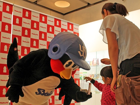 つば九郎が「ヤクルト夏祭り2014」に登場!