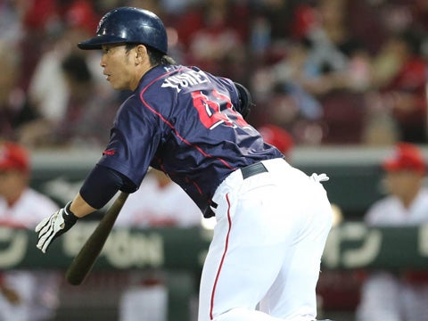 雄平選手が安打、二塁打、三塁打の大暴れ!