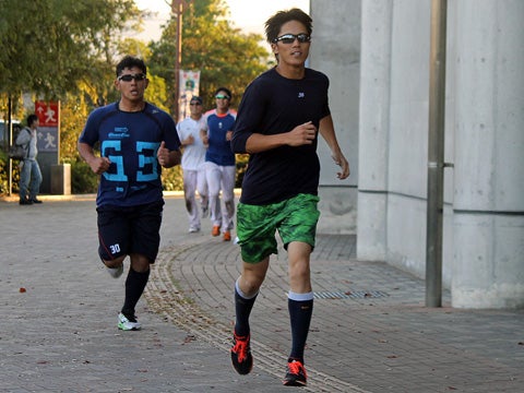 「8時には寝たい」