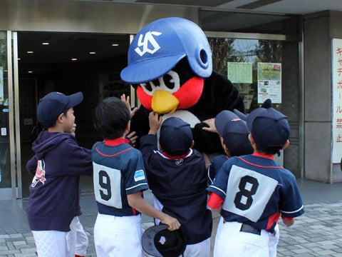 未来の4番たちとふれ合い!?