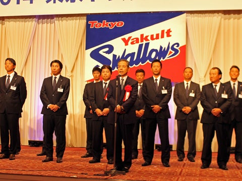 「大きな花を添えたい」