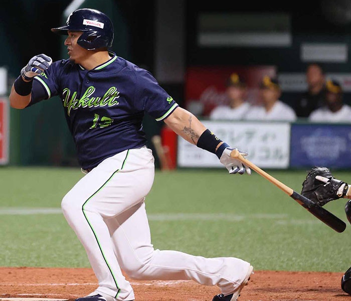 https://www-static.yakult-swallows.co.jp/upload/photo/202603/1772534244_a1b08d63904d8fd23228.jpg?auto=avif,webp&quality=90
