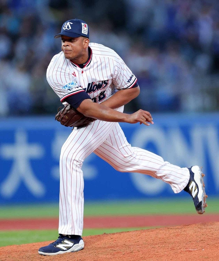 https://www-static.yakult-swallows.co.jp/upload/photo/202604/1775296893_39715f4a4edea75438d2.jpg?auto=avif,webp&quality=90