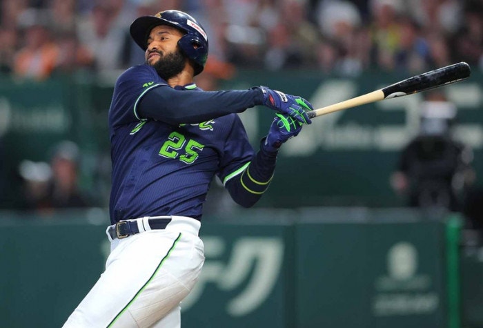 https://www-static.yakult-swallows.co.jp/upload/photo/202604/1775823958_88388047ff99842be2c0.jpg?auto=avif,webp&quality=90