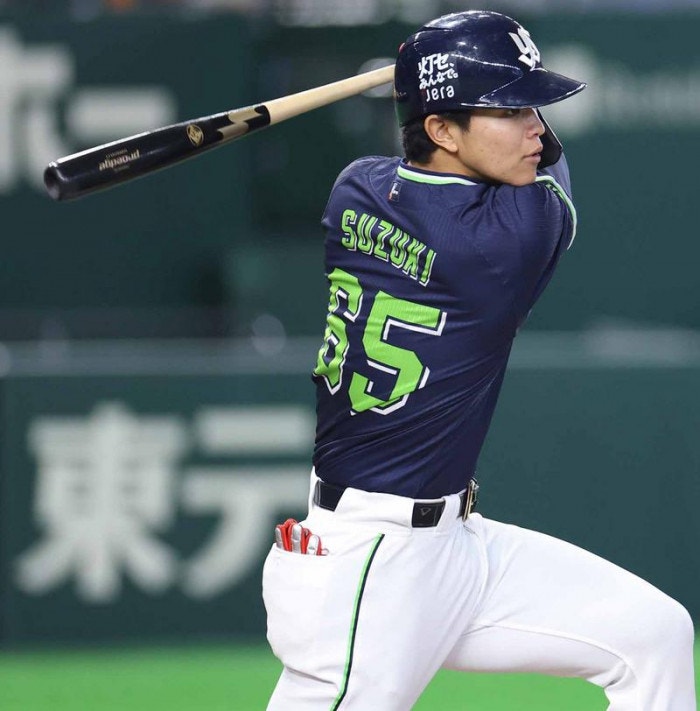 https://www-static.yakult-swallows.co.jp/upload/photo/202604/1775905047_1fee1fce5777f8f3faa9.jpg?auto=avif,webp&quality=90