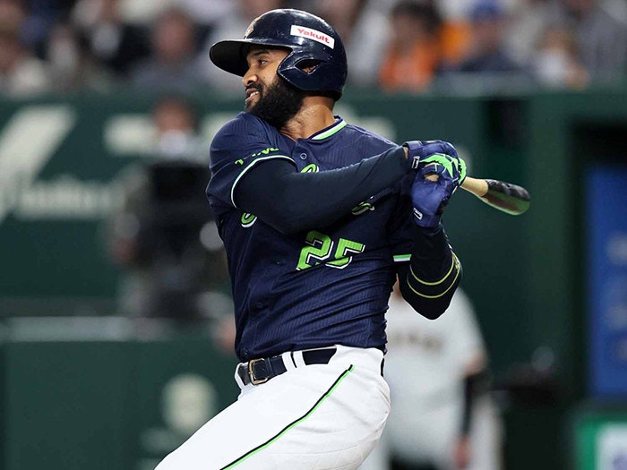 https://www-static.yakult-swallows.co.jp/upload/photo/202604/1775975764_8ad9d06f49a6734c6db7.jpg?auto=avif,webp&quality=90