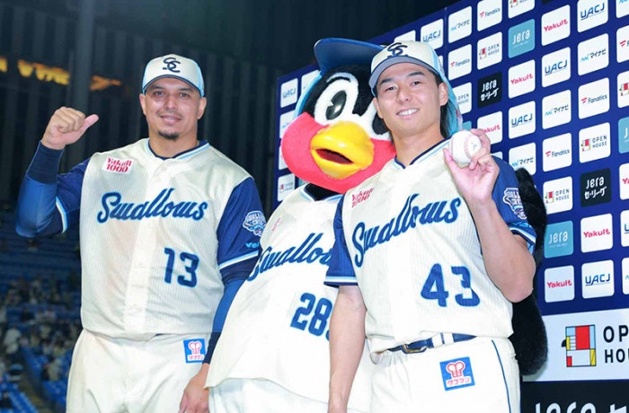 https://www-static.yakult-swallows.co.jp/upload/photo/202604/1776602767_3850f2b1b68394f243a5.jpg?auto=avif,webp&quality=90