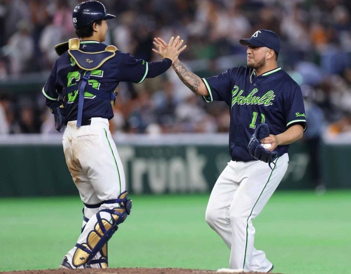 https://www-static.yakult-swallows.co.jp/upload/photo/202605/1777896966_3cf6ee9a92348b258c70.jpg?auto=avif,webp&quality=90