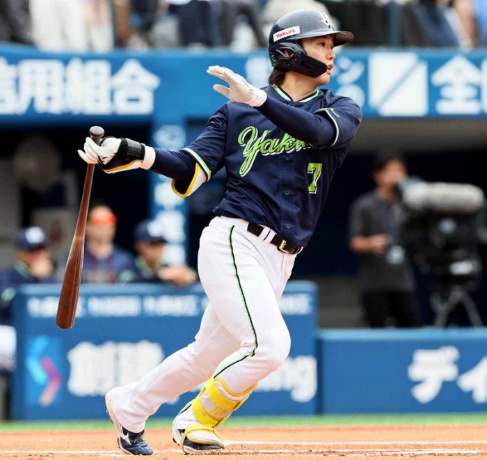 https://www-static.yakult-swallows.co.jp/upload/photo/202605/1779610786_00997d9ee3c422a9f4da.jpg?auto=avif,webp&quality=90