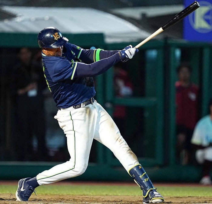 https://www-static.yakult-swallows.co.jp/upload/photo/202605/1780058029_8d3ba26112d3f59128a9.jpg?auto=avif,webp&quality=90