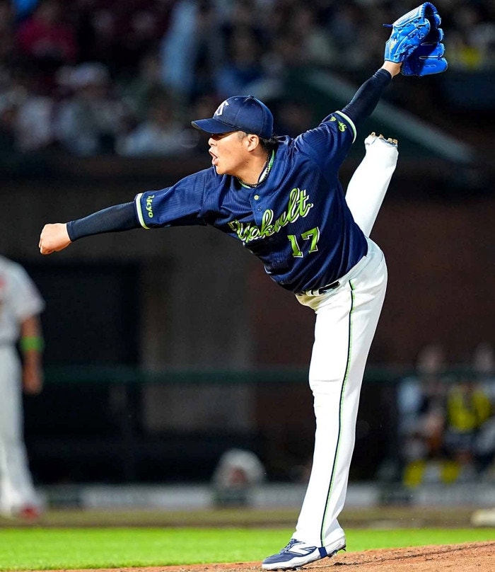 https://www-static.yakult-swallows.co.jp/upload/photo/202605/1780058090_9f976d2d1eba1e18b647.jpg?auto=avif,webp&quality=90