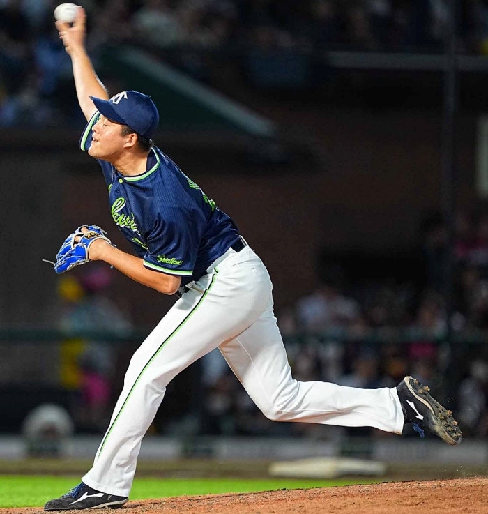 https://www-static.yakult-swallows.co.jp/upload/photo/202605/1780058182_fdaa48441f08ae873f73.jpg?auto=avif,webp&quality=90