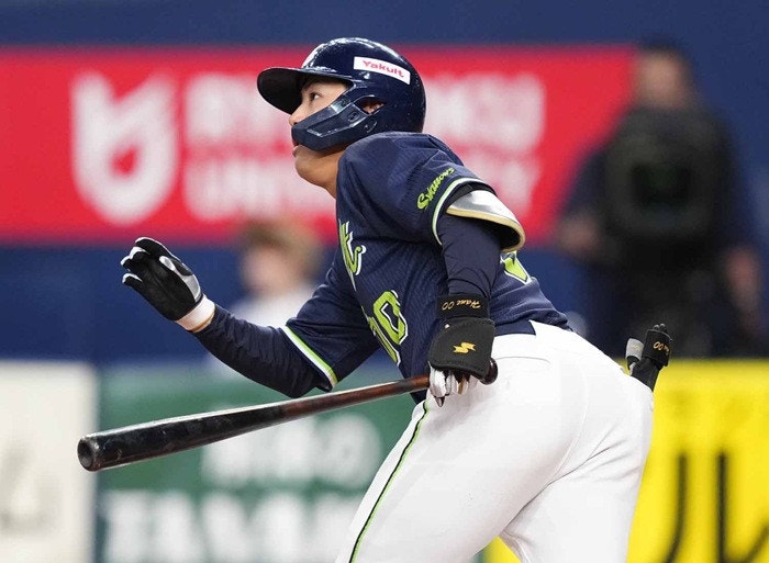 https://www-static.yakult-swallows.co.jp/upload/photo/202606/1781011571_a4f5e3e3614d11afc9ff.jpg?auto=avif,webp&quality=90