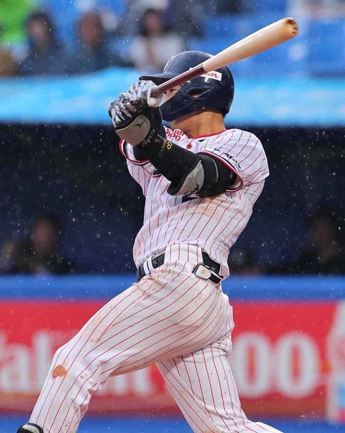 https://www-static.yakult-swallows.co.jp/upload/photo/202606/1781946534_a9bd297d54fb507380e8.jpg?auto=avif,webp&quality=90
