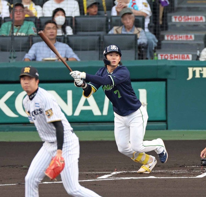 JERA セ・リーグ公式戦 vs 阪神（甲子園）① | フォトギャラリー