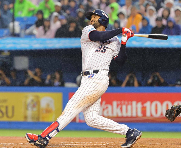 https://www-static.yakult-swallows.co.jp/upload/photo/202606/1782649182_2d6001abb9c7b62c33c7.jpg?auto=avif,webp&quality=90