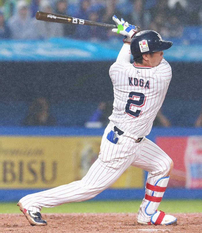 https://www-static.yakult-swallows.co.jp/upload/photo/202606/1782649256_fa78ba72905c8d06a6c3.jpg?auto=avif,webp&quality=90