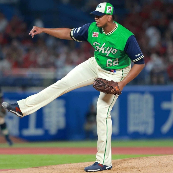 https://www-static.yakult-swallows.co.jp/upload/photo/202607/1784903517_59e355b6568b9dc20ca7.jpg?auto=avif,webp&quality=90