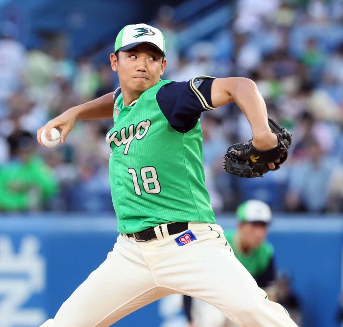 https://www-static.yakult-swallows.co.jp/upload/photo/202608/1786704964_45df80ef299ae4003581.jpg?auto=avif,webp&quality=90