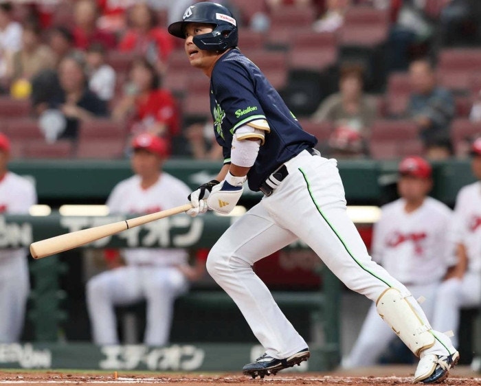 https://www-static.yakult-swallows.co.jp/upload/photo/202608/1787914789_860a88c0bc3587416309.jpg?auto=avif,webp&quality=90