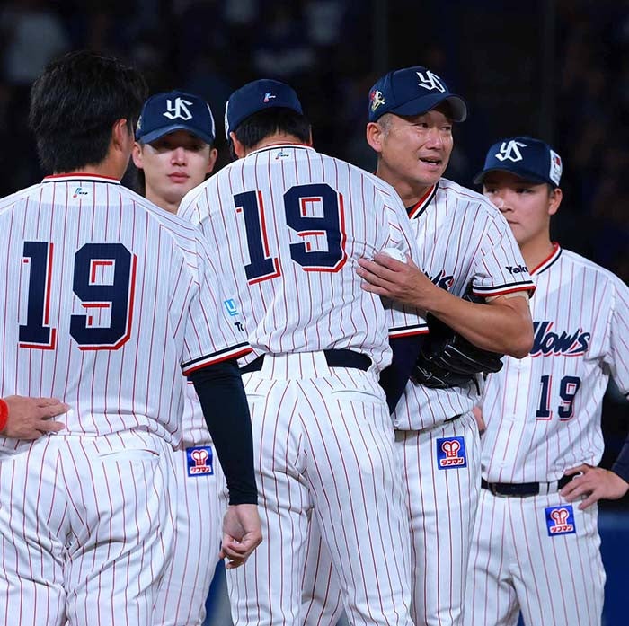JERA セ・リーグ公式戦 vs 中日（神宮）⑬ | フォトギャラリー | 東京