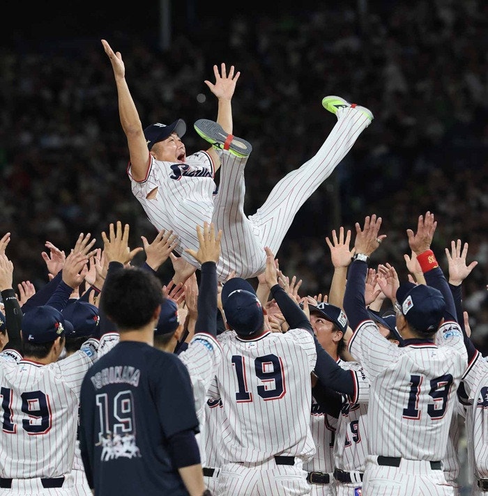 JERA セ・リーグ公式戦 vs 中日（神宮）㉜