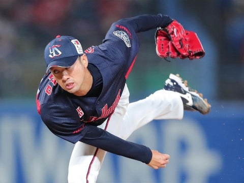 石山投手が1回無失点