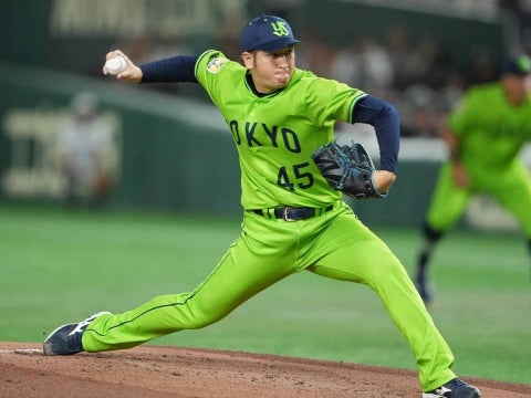 小澤投手が6回途中自責点2に抑える投球