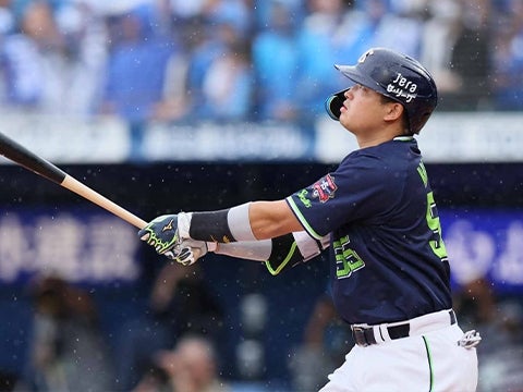 村上選手が先制の31号2ラン