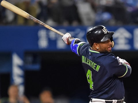 バレンティン選手がタイムリーを含むマルチ安打の活躍