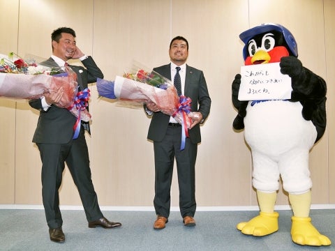 つば九郎から二人へ