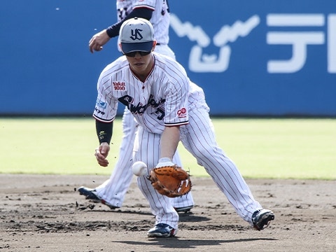 https://www-static.yakult-swallows.co.jp/upload/photo/archive/n-0727438a35d2e4721cca876a19c347bb.jpg?auto=avif,webp&quality=90