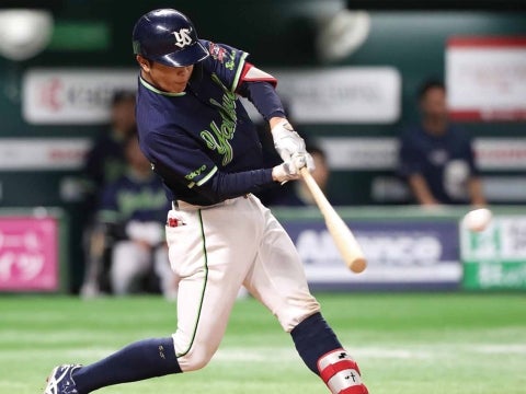 ルーキー・鈴木叶選手が勝ち越しの2点タイムリー