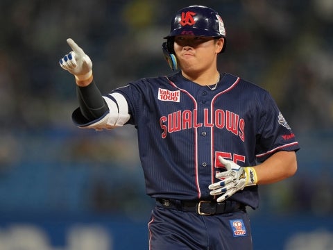 村上選手が初回に先制タイムリー