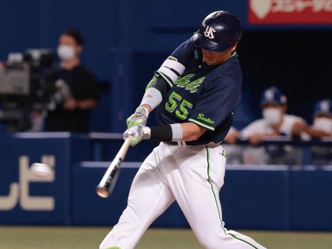 村上選手が2試合連続のマルチ安打