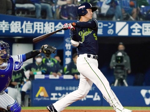 代打・川端選手が決勝タイムリー！今シーズン初勝利に導く！
