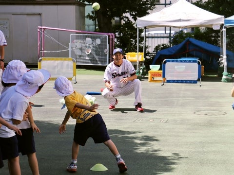 ボールを投げる