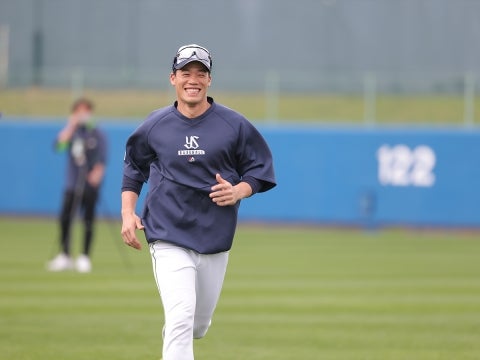 笑顔の塩見選手