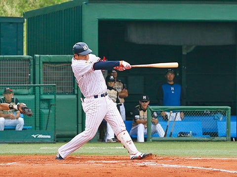 1点差に迫るタイムリー二塁打